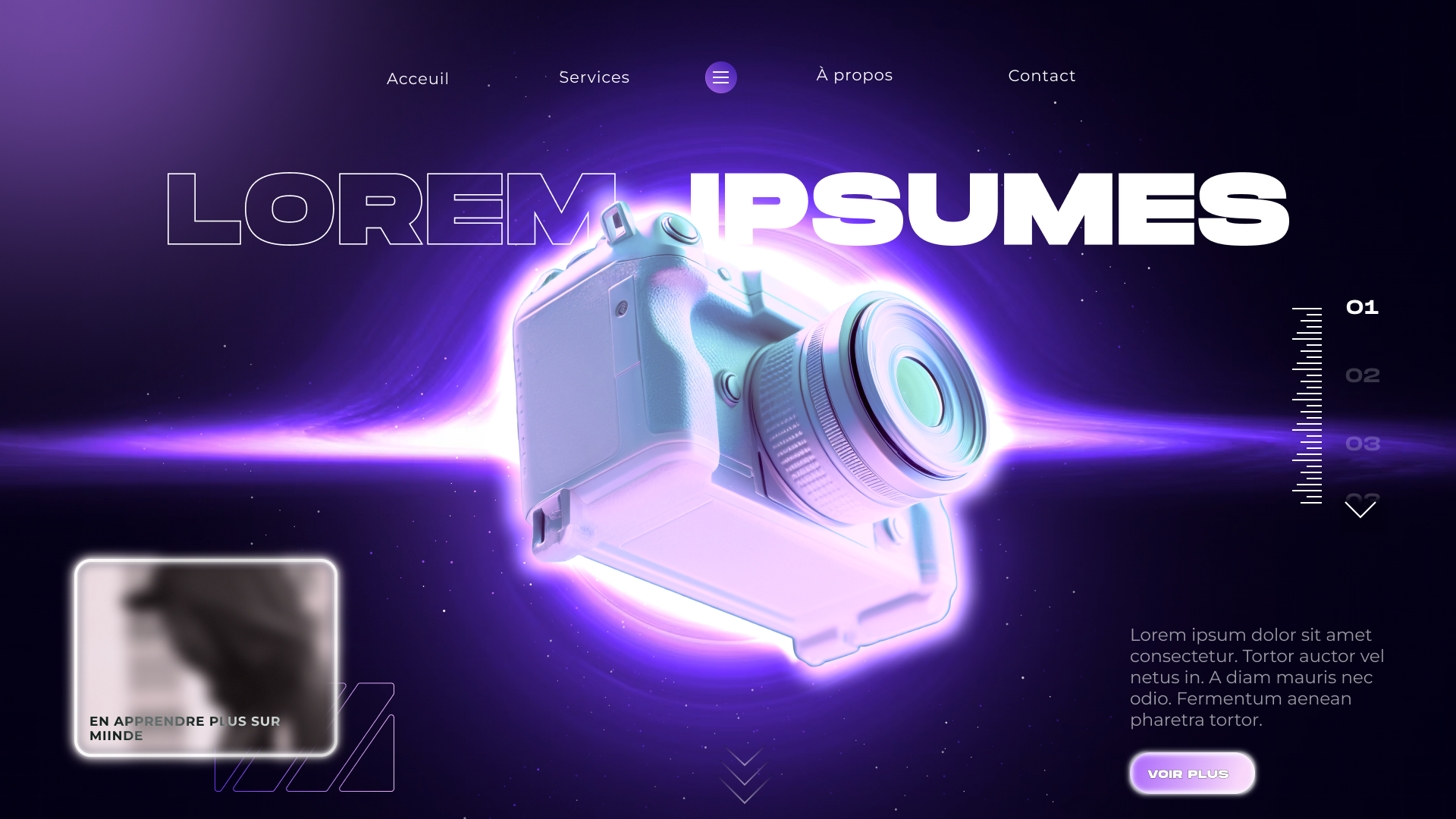 Page d'accueil site web futuriste avec appareil photo 3D flottant sur fond violet néon